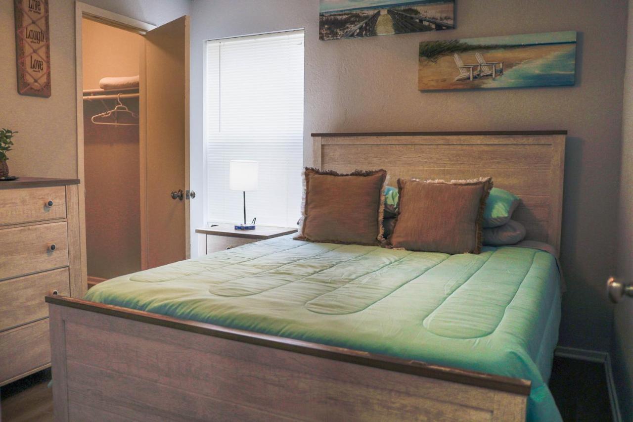 Congeniality And Comfort. All The Essentials With Class, 2 Nights? 2 Weeks? Stay, Relax, Work, Or Go Out For Fun. Arlington Buitenkant foto
